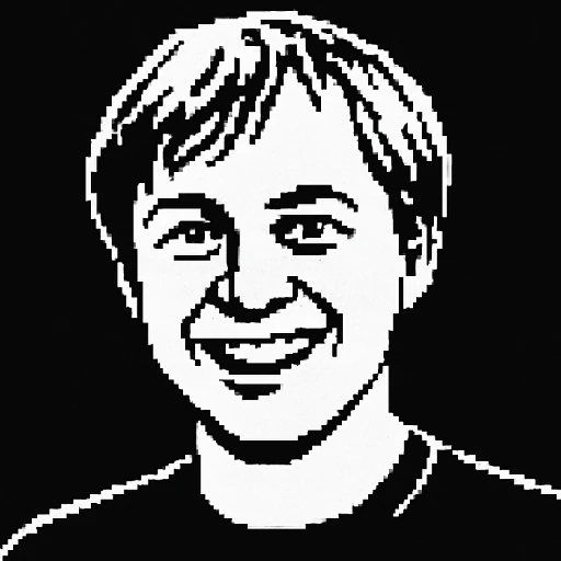 Дмитрий Комаров, менеджер и верстальщик Fotoigra