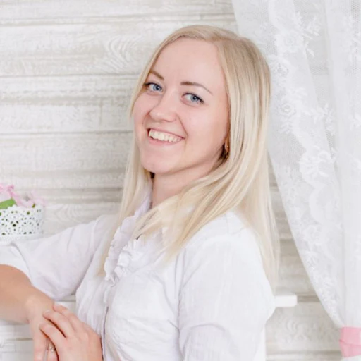 Галина Трефелева, дизайнер и верстальщик Fotoigra